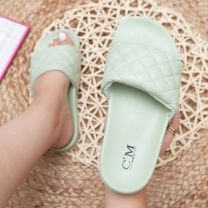 Klapki na płaskim (36-41/12P)