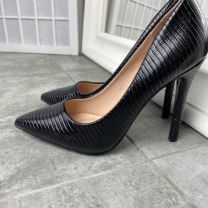 Czółenka na szpilce (36-41/12P)