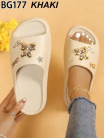 Klapki na płaskim (36-41/12P)