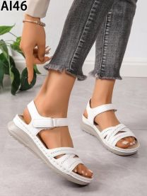 Sandały na koturnie (36-41/12P)