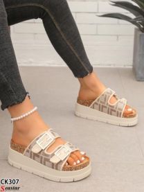 Klapki na płaskim (36-41/12P)