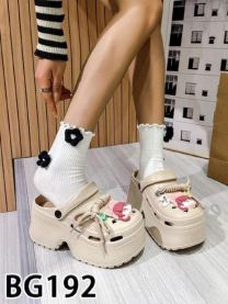 Klapki kroksy damskie (36-41/12P)