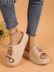 Klapki na płaskim (36-41/12P)