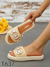 Klapki na płaskim (36-41/12P)