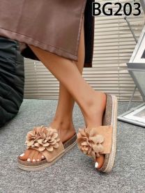 Klapki na płaskim (36-41/12P)