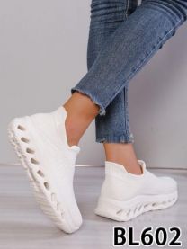 Buty sportowe wsuwane damskie (36-41/12P)