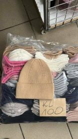 Czapki damskie (uniwersalny/12szt)