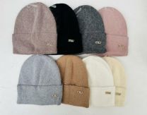 Czapki damskie (uniwersalny/12szt)