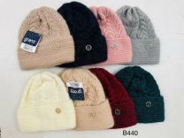 Czapki damskie (uniwersalny/10szt)