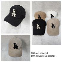 Czapki damskie z daszkiem (uniwersalny/12szt)