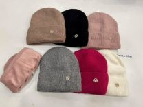 Czapki damskie (uniwersalny/12szt)