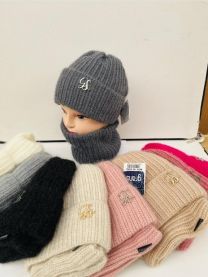 Komplet czapki damskie (uniwersalny/12kpt)