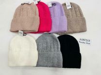 Czapki damskie (uniwersalny/12szt)