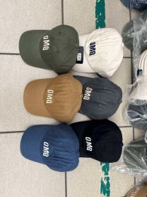 Czapki męskie z daszkiem (uniwersalny/12szt)