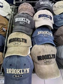 Czapki męskie z daszkiem (uniwersalny/12szt)