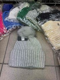 Czapki damskie (uniwersalny/12szt)