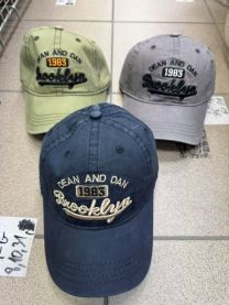 Czapki męskie z daszkiem (uniwersalny/12szt)