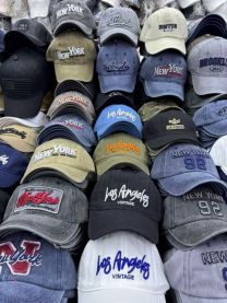 Czapki męskie z daszkiem (uniwersalny/12szt)