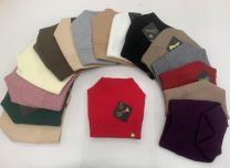 Czapki damskie (uniwersalny/12szt)