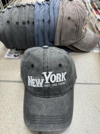 Czapki męskie z daszkiem (uniwersalny/12szt)