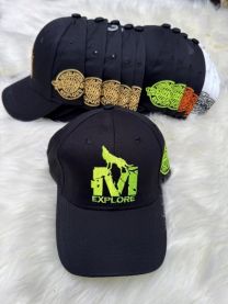 Czapki męskie z daszkiem (uniwersalny/12szt)