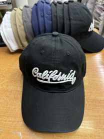 Czapki męskie z daszkiem (uniwersalny/12szt)