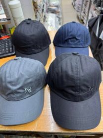 Czapki męskie z daszkiem (uniwersalny/12szt)