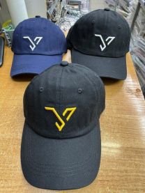 Czapki męskie z daszkiem (uniwersalny/12szt)