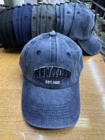 Czapki męskie z daszkiem (uniwersalny/12szt)