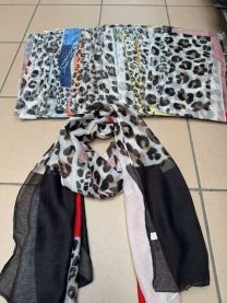 Szaliki damskie (uniwersalny/12szt)