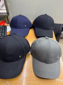 Czapki męskie z daszkiem (uniwersalny/12szt)