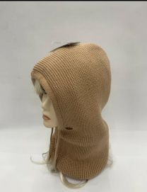 Czapki damskie (uniwersalny/12szt)