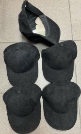 Czapki męskie z daszkiem (uniwersalny/12szt)