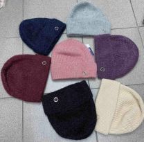 Czapki damskie (uniwersalny/12szt)