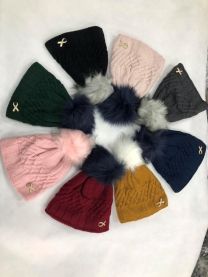 Czapki damskie (uniwersalny/12szt)