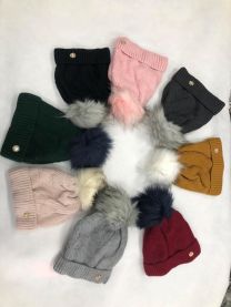 Czapki damskie (uniwersalny/12szt)