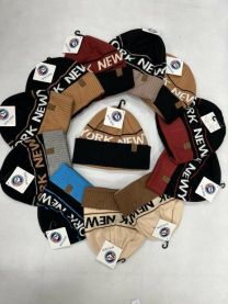 Czapki męskie (uniwersalny/12szt)