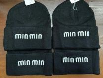 Czapki damskie (uniwersalny/12szt)