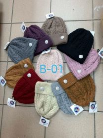 Czapki damskie (uniwersalny/12szt)