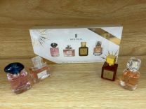 Zestaw perfumy 4w1 damskie ( 30ml×4szt)