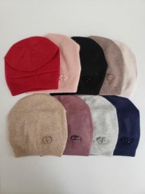 Czapki damskie (uniwersalny/12szt)