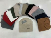 Czapki damskie (uniwersalny/12szt)