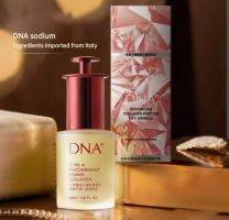 Serum do twarzy DNA, zawierające między innymi kolagen oraz proteiny. Serum jest przeznaczone do walki ze zmarszczkami i poprawy nawilżenia skóry
