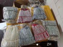 Czapki damskie (uniwersalny/12szt)