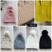 Czapki damskie (uniwersalny/12szt)