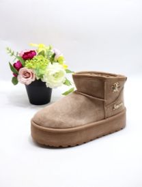 * BARDZO WYSOKA JAKOŚĆ WYKONANIA *