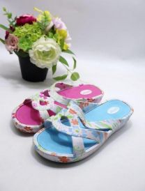 Klapki basenowe damskie (37-41/24P)