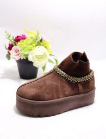 * BARDZO WYSOKA JAKOŚĆ WYKONANIA *