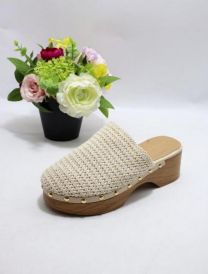 Klapki zakryte palce damskie(36-41/12P)