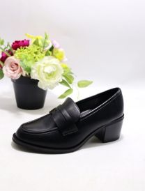 Półbuty na obcasie(36-41/12P)